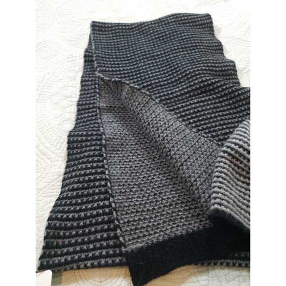 Portolano 100% Cashmere Scarf & Beanie Hat Set Gray Black NWT - Picture 3 of 3